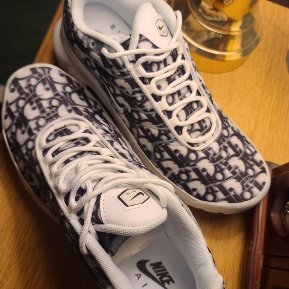 Nike Air Max Vapormax x Christian Dior | Rare Custom Style | Cookies n Creme - Picture 5 of 10